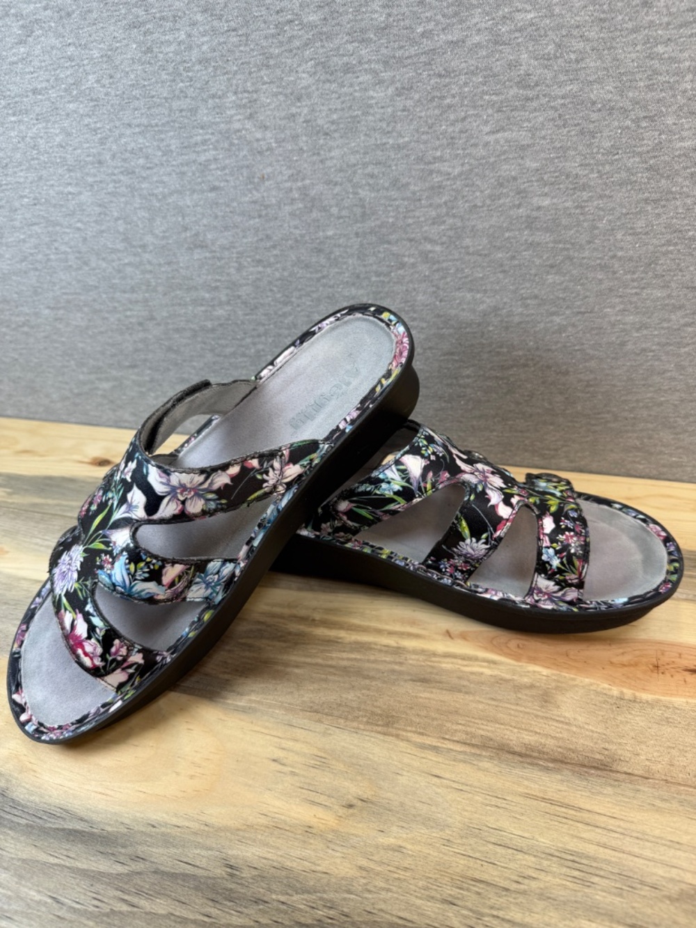 Alegria Leather Floral Sandals Black Butterfly Velcro Closure Size 11 EU 42 - Picture 4 of 16